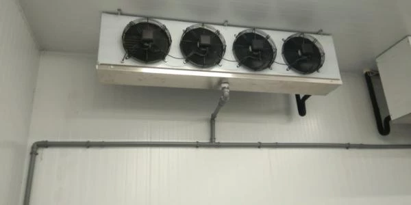 Холодильная камера для хранения лекарственных средств