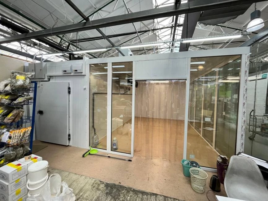 Холодильные камеры для хранения пищевых продуктов