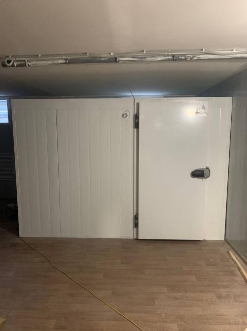 Морозильная камера для хранения рыбы