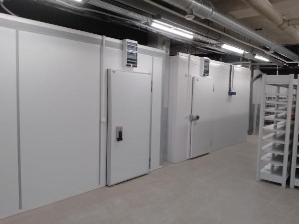 Комплекс холодильных камер для хранения продуктов питания